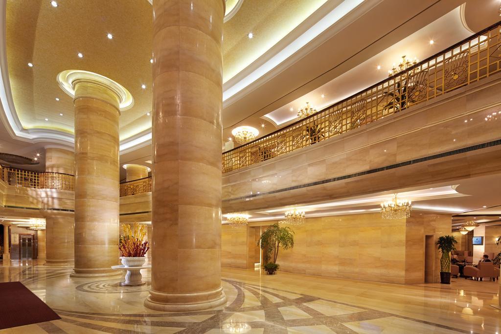 Puxi New Century Hotel 샹하이 외부 사진