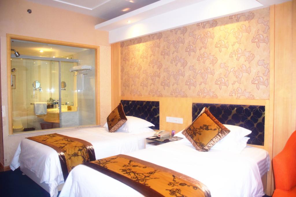 Puxi New Century Hotel 샹하이 외부 사진